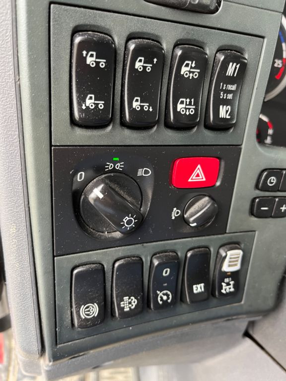 Dropside/ Flatbed truck, Crane truck Scania G 410 LG 6x2 Kran Palfinger 20001: picture 13