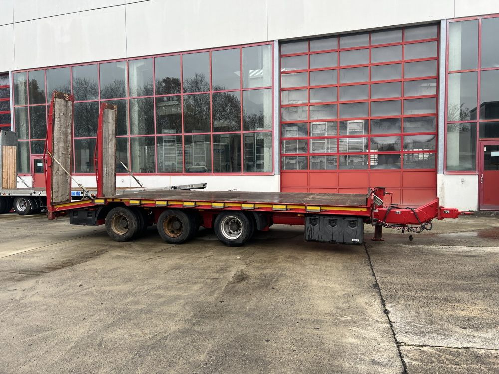 3 Achs Tridemtieflader- Anhänger - Low loader trailer: picture 2 3 Achs Tridemtieflader- Anhänger - Low loader trailer: picture 2