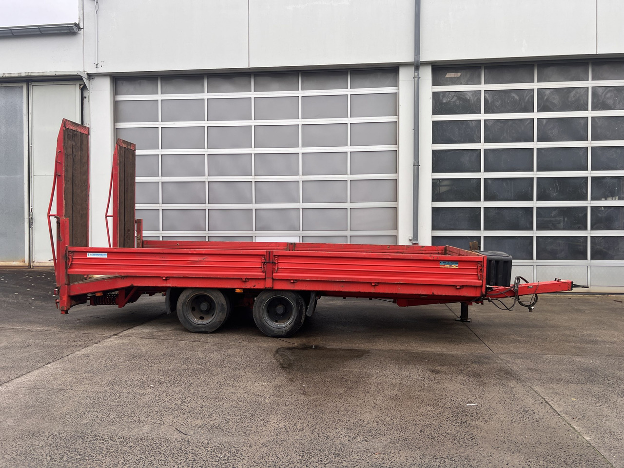 Blomenroehr 682/13800 13,8 t Tandemtieflader - Low loader trailer: picture 1 Blomenroehr 682/13800 13,8 t Tandemtieflader - Low loader trailer: picture 1