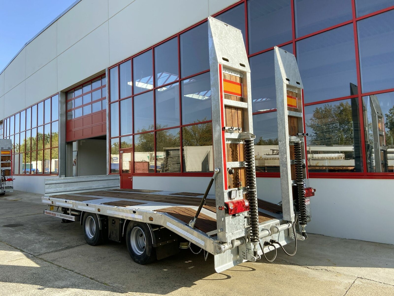 Möslein 21 t Tandemtieflader, Luftgefedert, NEU - Low loader trailer: picture 4 Möslein 21 t Tandemtieflader, Luftgefedert, NEU - Low loader trailer: picture 4