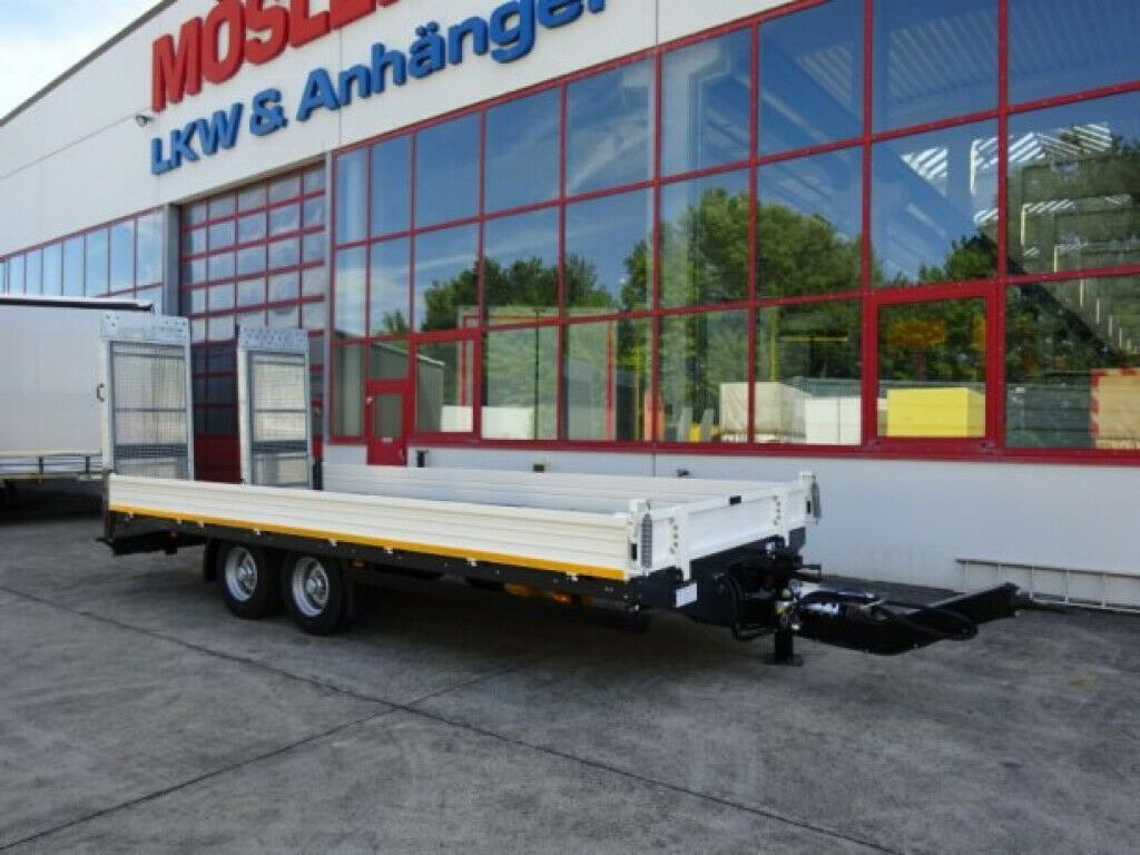Möslein Neuer 13 t GG Tandemtieflader mit Breiten Rampe - Low loader trailer: picture 2 Möslein Neuer 13 t GG Tandemtieflader mit Breiten Rampe - Low loader trailer: picture 2