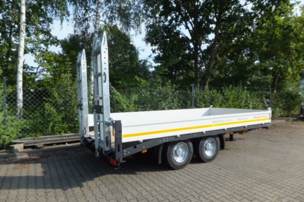 Möslein TTT 11- 5,2 Weiß  Neuer Tandemtieflader - Low loader trailer: picture 2 Möslein TTT 11- 5,2 Weiß  Neuer Tandemtieflader - Low loader trailer: picture 2