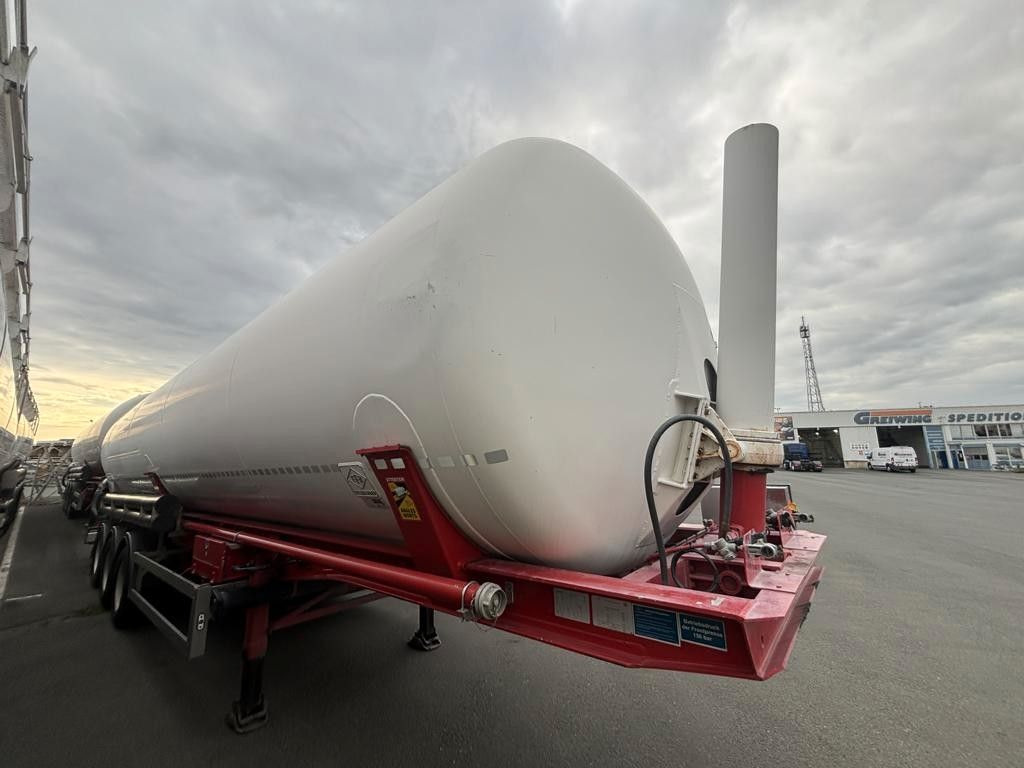 Feldbinder KIP 60.3 E-Hydraulik - Silo semi-trailer: picture 3 Feldbinder KIP 60.3 E-Hydraulik - Silo semi-trailer: picture 3