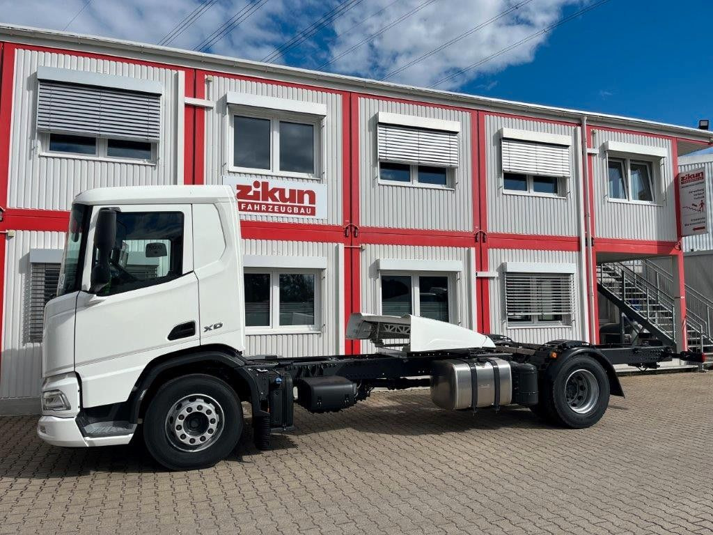 DAF XD 370 Fahrgestell - Cab chassis truck: picture 1 DAF XD 370 Fahrgestell - Cab chassis truck: picture 1