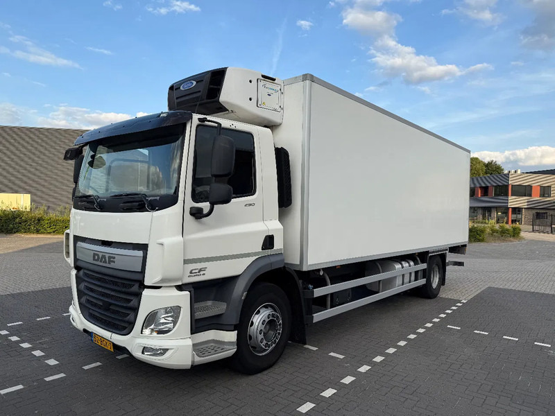 DAF CF 290 2015 euro 6 only 600.000 km - Refrigerator truck: picture 2 DAF CF 290 2015 euro 6 only 600.000 km - Refrigerator truck: picture 2