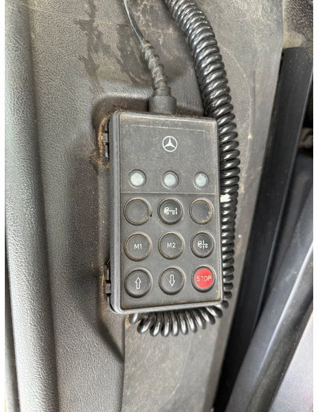 Refrigerator truck Mercedes-Benz Axor 1824 2008 euro 5 chereau + carrier 950 MT: picture 17