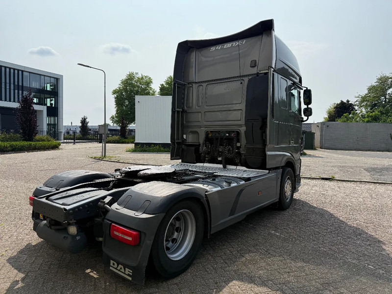 DAF XF 460 2016 SSC full option - Tractor unit: picture 4 DAF XF 460 2016 SSC full option - Tractor unit: picture 4