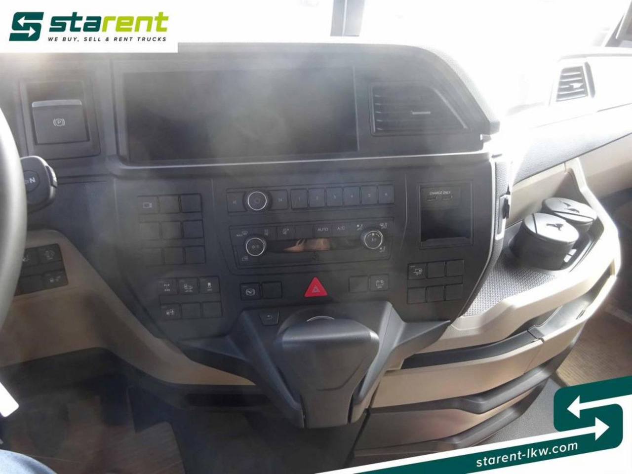 Tractor unit MAN TGX 18.540 LL Retarder Leder Alcoa Navi Standk.: picture 19