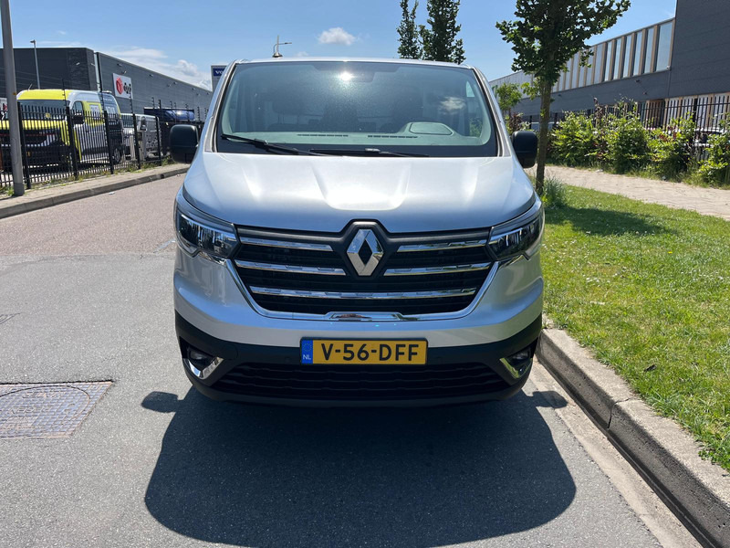 Renault Trafic E-Tech Red L2 H1, Airco, Nav, Camera - Small van, Electric van: picture 5 Renault Trafic E-Tech Red L2 H1, Airco, Nav, Camera - Small van, Electric van: picture 5