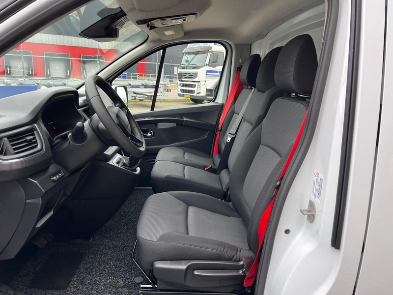 Small van, Electric van Renault Trafic E-Tech Red L2 H1, Nieuwstaat/New condition, Lees omschrijving/Read description: picture 20