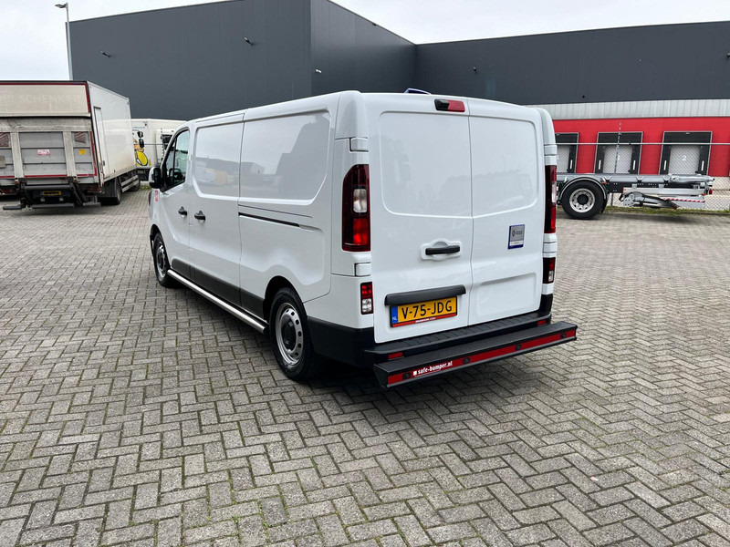 Small van, Electric van Renault Trafic E-Tech Red L2 H1, Nieuwstaat/New condition, Lees omschrijving/Read description: picture 9