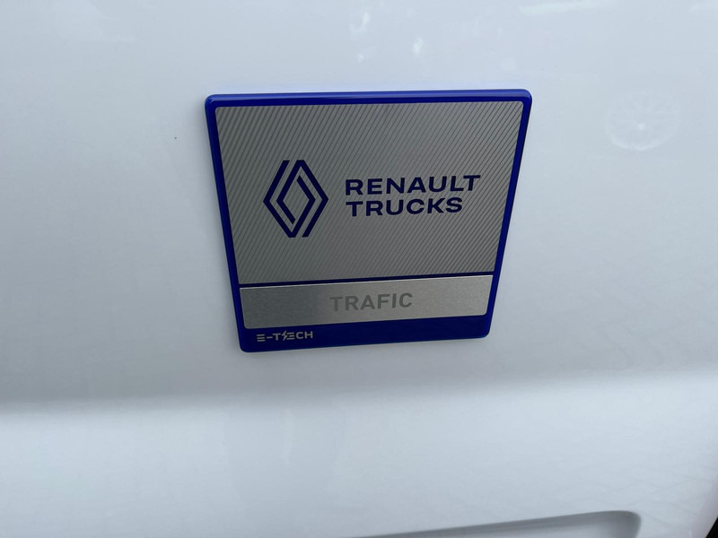 Small van, Electric van Renault Trafic E-Tech Red L2 H1, Nieuwstaat/New condition, Lees omschrijving/Read description: picture 18