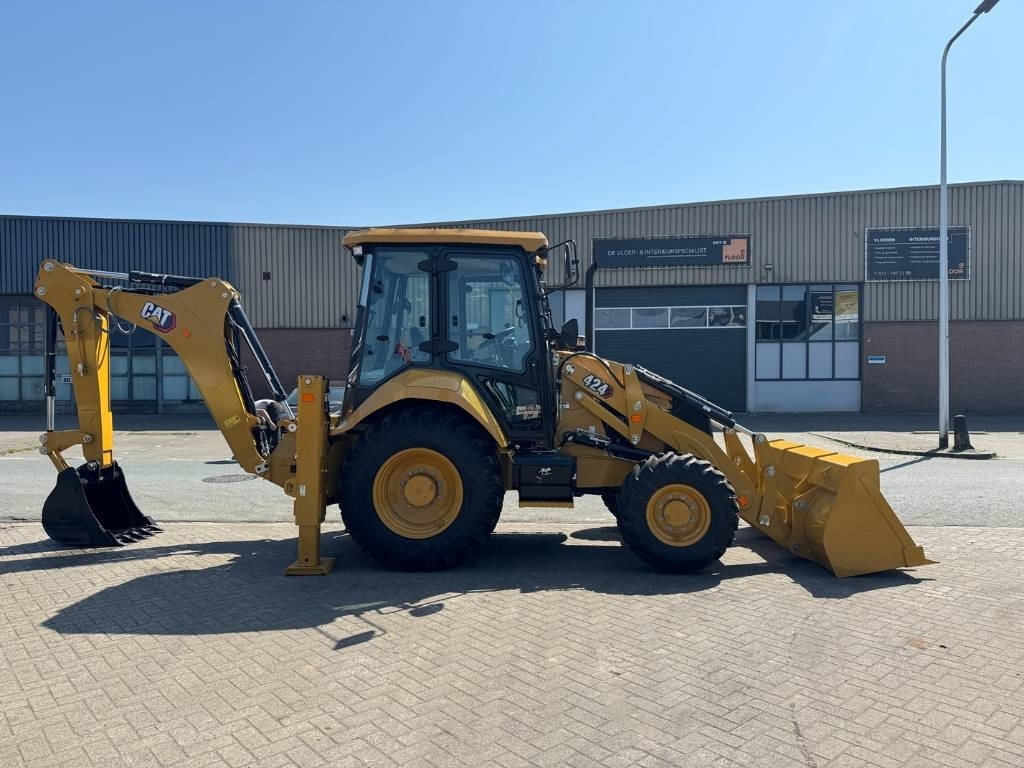 CAT 424 4X4 HAMMER LINE ( UNUSED )  - Backhoe loader: picture 5 CAT 424 4X4 HAMMER LINE ( UNUSED )  - Backhoe loader: picture 5
