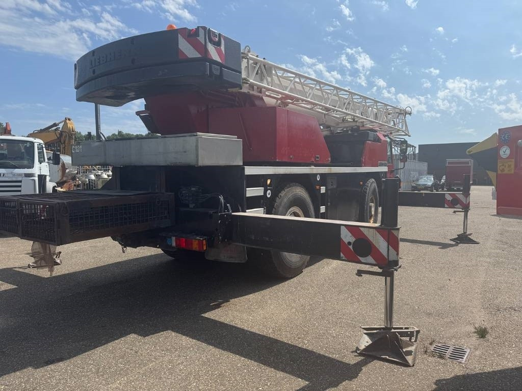Liebherr LTM 1030-2.1 whit jib - All terrain crane: picture 5 Liebherr LTM 1030-2.1 whit jib - All terrain crane: picture 5