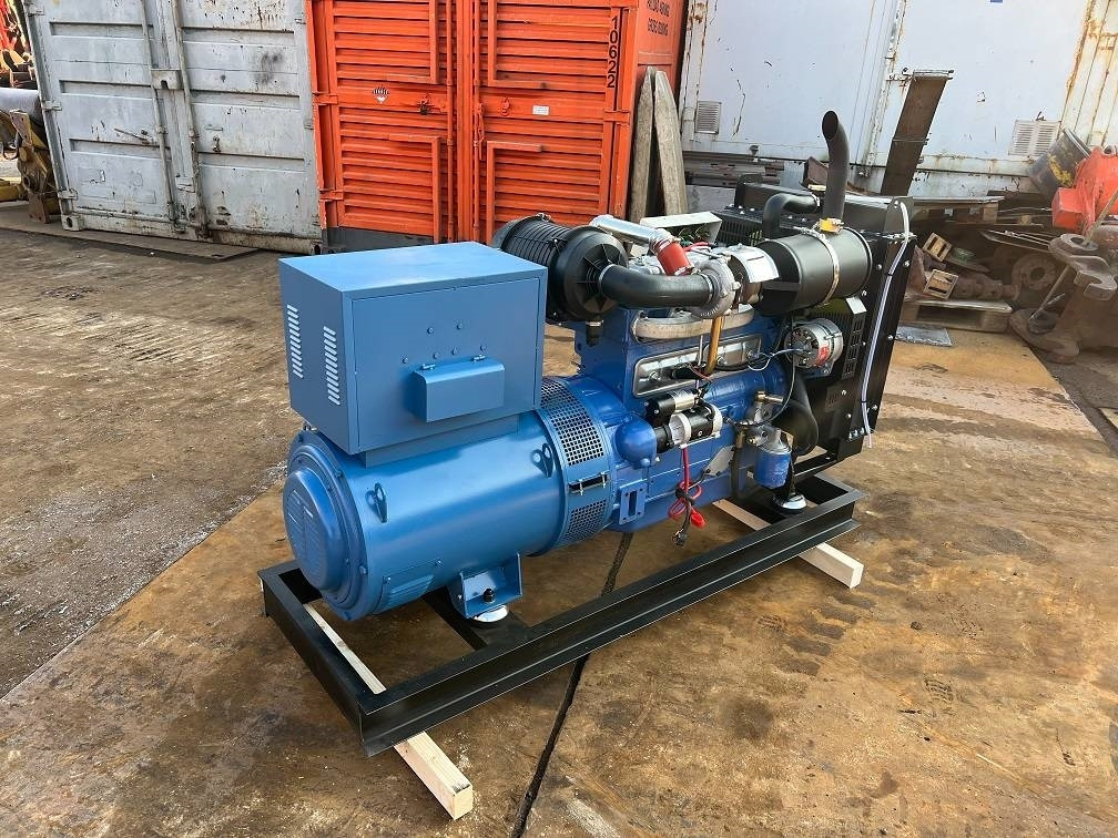 Ricardo 50kva (40kw) generator 3 phase 50hz 400v unused - Generator set: picture 3 Ricardo 50kva (40kw) generator 3 phase 50hz 400v unused - Generator set: picture 3