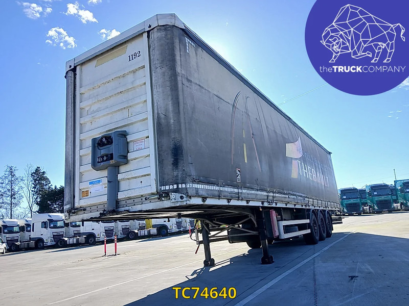 Fruehauf - Curtainsider semi-trailer: picture 2 Fruehauf - Curtainsider semi-trailer: picture 2