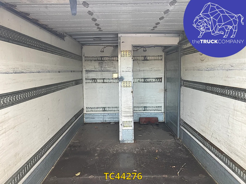 Box truck Iveco EuroCargo 100 E15: picture 12