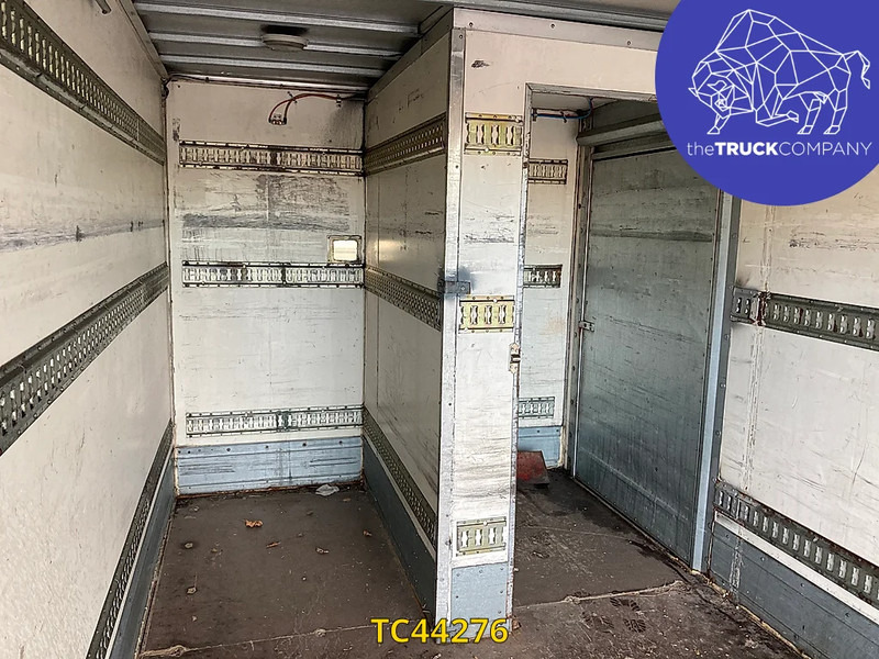 Box truck Iveco EuroCargo 100 E15: picture 9