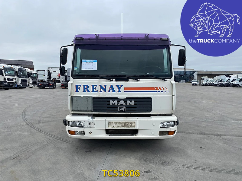 MAN L 2000 12.220 - Tank truck: picture 2 MAN L 2000 12.220 - Tank truck: picture 2