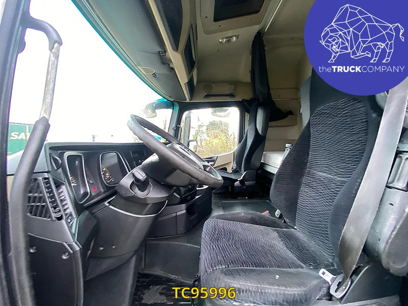 Box truck Mercedes-Benz Actros 1832: picture 11