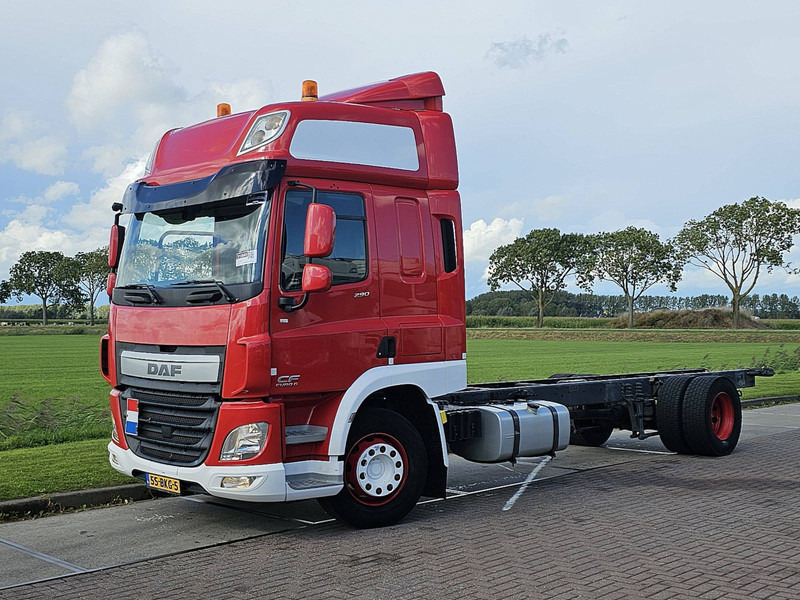 DAF CF 290 SPACECAB WB 570 - Cab chassis truck: picture 2 DAF CF 290 SPACECAB WB 570 - Cab chassis truck: picture 2