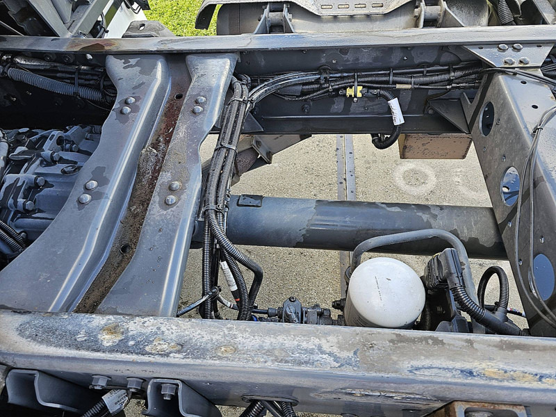 Cab chassis truck DAF CF 290 SPACECAB WB 570: picture 14 Cab chassis truck DAF CF 290 SPACECAB WB 570: picture 14