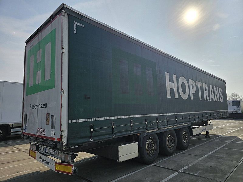 Krone SD - Curtainsider semi-trailer: picture 2 Krone SD - Curtainsider semi-trailer: picture 2