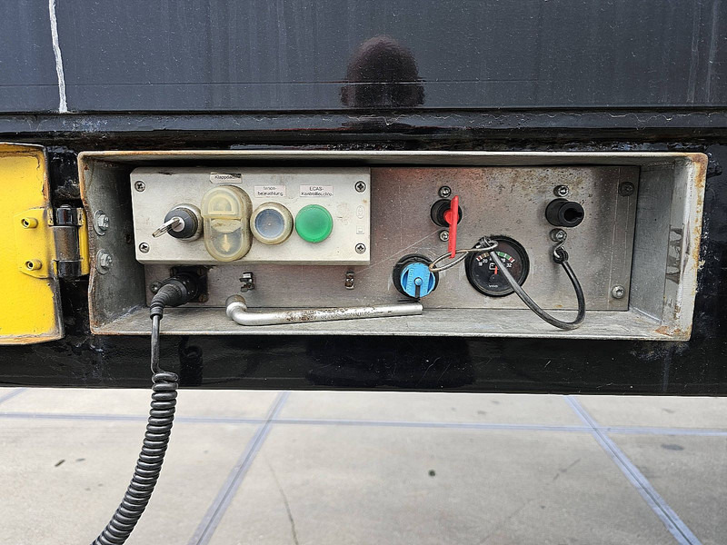 Closed box semi-trailer Langendorf SDT27/27 DOUBLE DECK: picture 15 Closed box semi-trailer Langendorf SDT27/27 DOUBLE DECK: picture 15