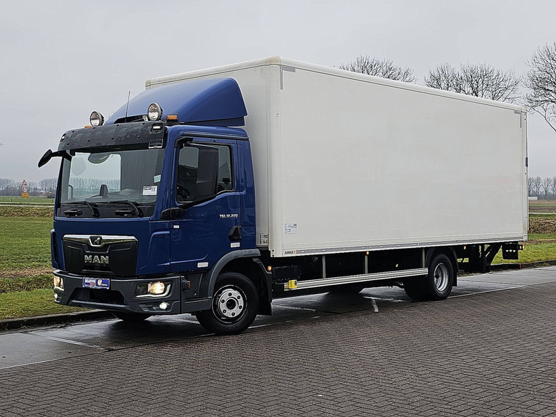 MAN 12.220 TGL BL AIRCO TAILLIFT - Box truck: picture 2 MAN 12.220 TGL BL AIRCO TAILLIFT - Box truck: picture 2
