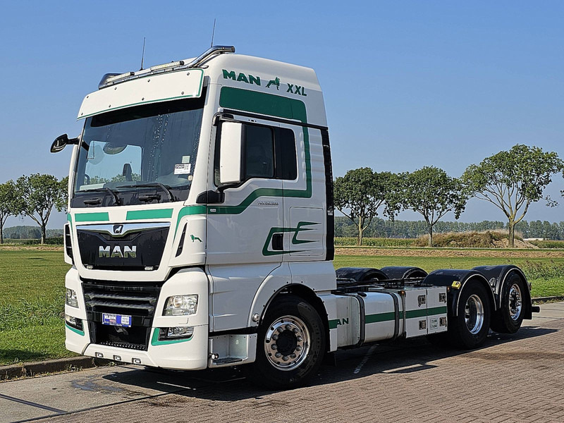 MAN 26.500 TGX XXL 6X2-4 LL WB420 - Cab chassis truck: picture 2 MAN 26.500 TGX XXL 6X2-4 LL WB420 - Cab chassis truck: picture 2