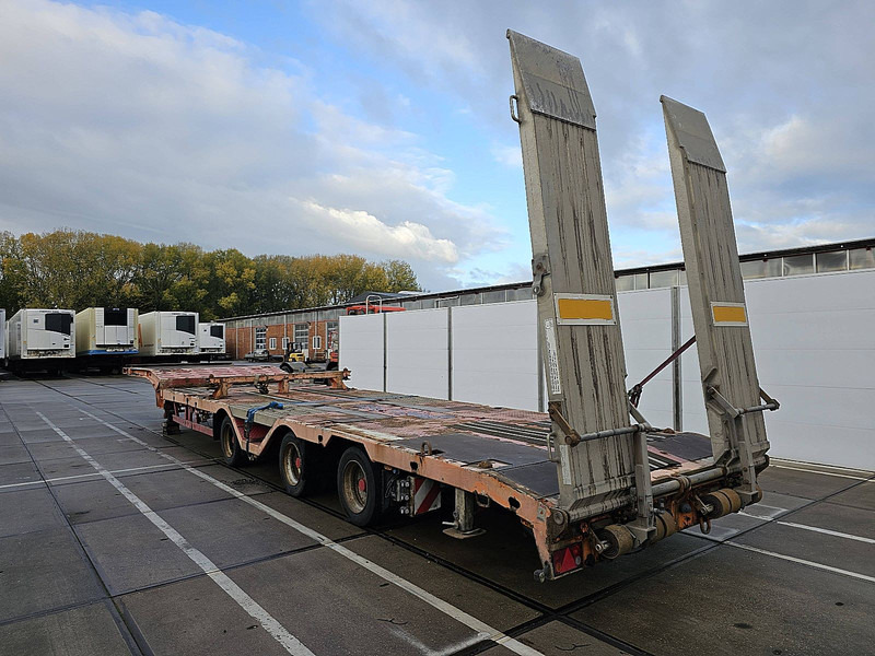 MEUSBURGER MTS-3 - Low loader semi-trailer: picture 5 MEUSBURGER MTS-3 - Low loader semi-trailer: picture 5