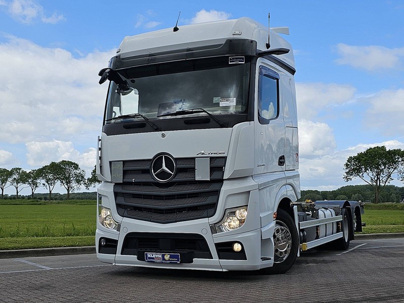 Mercedes-Benz ACTROS 2545 LS - Container transporter/ Swap body truck: picture 1 Mercedes-Benz ACTROS 2545 LS - Container transporter/ Swap body truck: picture 1
