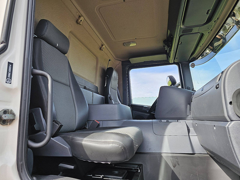 Refrigerator truck Scania P280 6X2*4 EEV CARRIER: picture 7