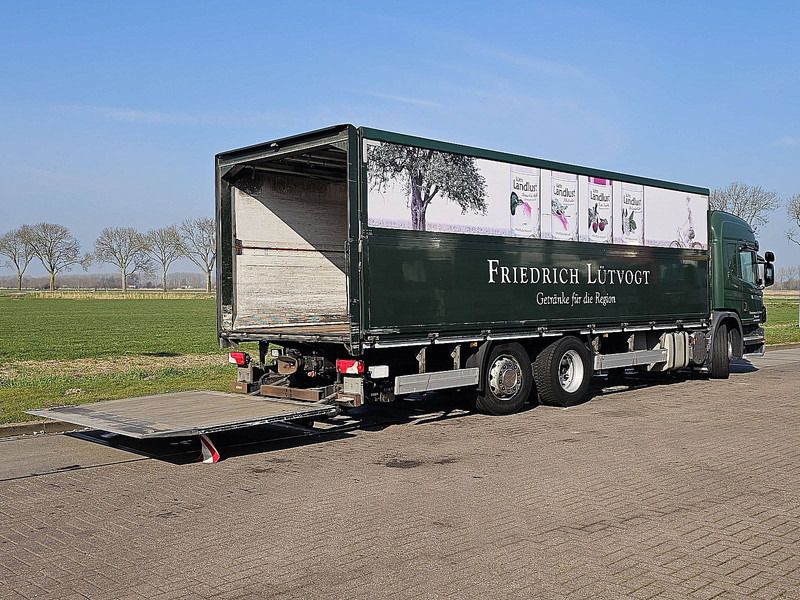 Scania P320 6X2*4 LOW ENTRY - Box truck: picture 3 Scania P320 6X2*4 LOW ENTRY - Box truck: picture 3