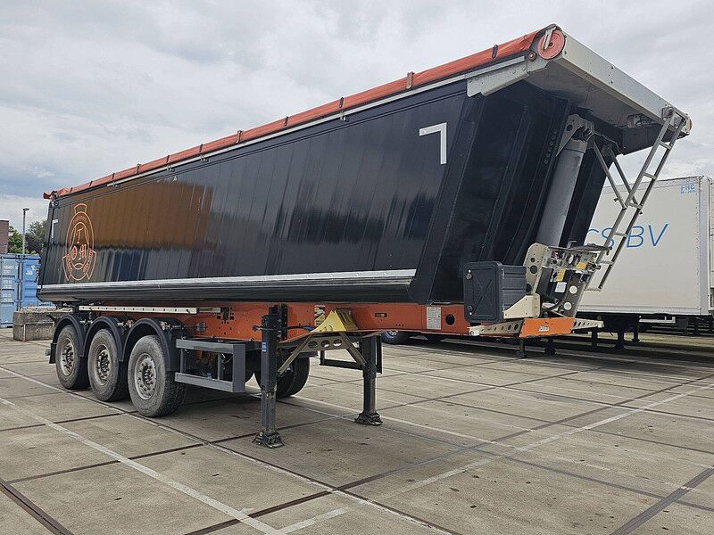 Schmitz Cargobull SKI 34M3 ALU CRAMARO - Tipper semi-trailer: picture 3 Schmitz Cargobull SKI 34M3 ALU CRAMARO - Tipper semi-trailer: picture 3