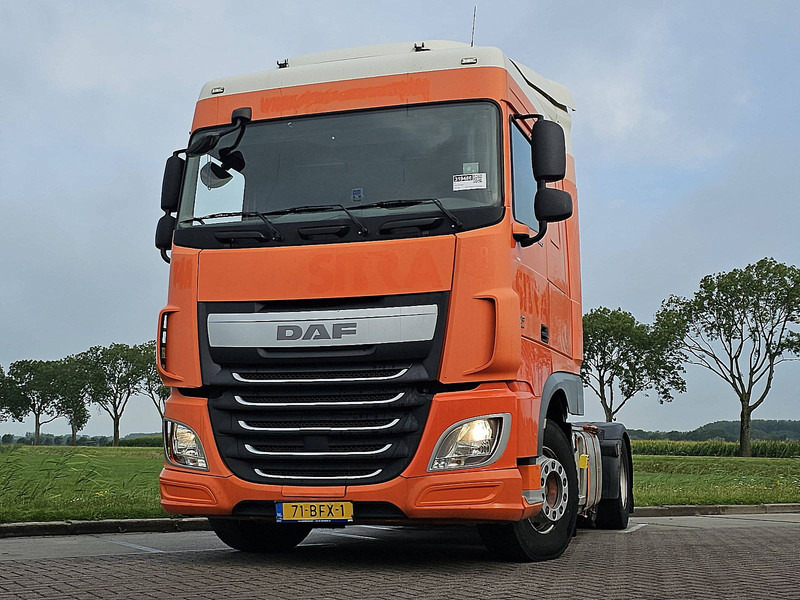 Tractor unit DAF XF 440: picture 1