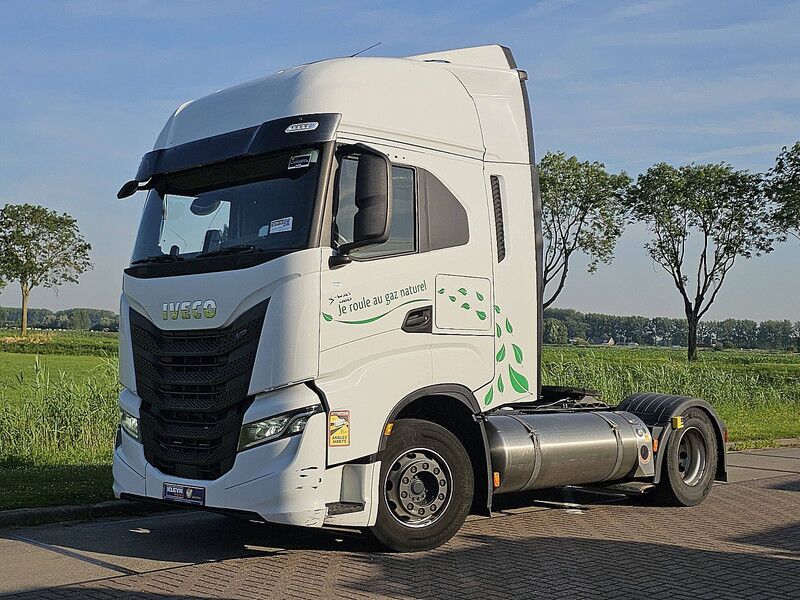 Iveco S-WAY AS440S46 LNG - Tractor unit: picture 2 Iveco S-WAY AS440S46 LNG - Tractor unit: picture 2