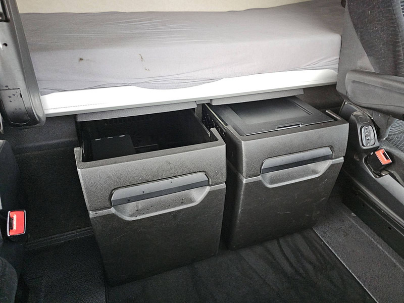 Tractor unit Mercedes-Benz ACTROS 1845 LS NR MP5 GIGASP. RET.: picture 7 Tractor unit Mercedes-Benz ACTROS 1845 LS NR MP5 GIGASP. RET.: picture 7