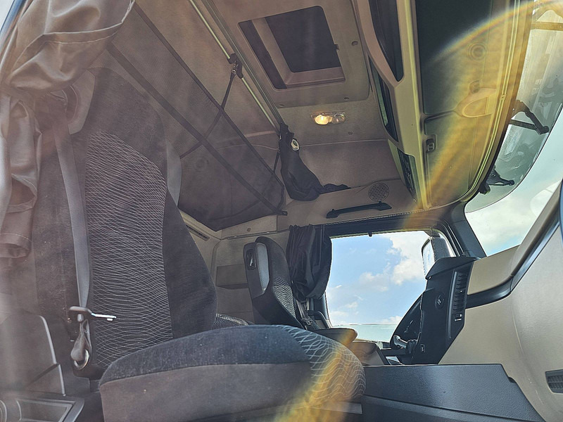 Tractor unit Mercedes-Benz ACTROS 1851: picture 7