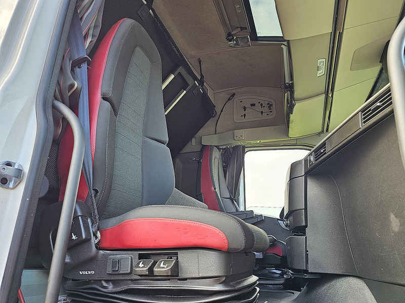 Tractor unit Volvo FH 500 6X2: picture 7 Tractor unit Volvo FH 500 6X2: picture 7