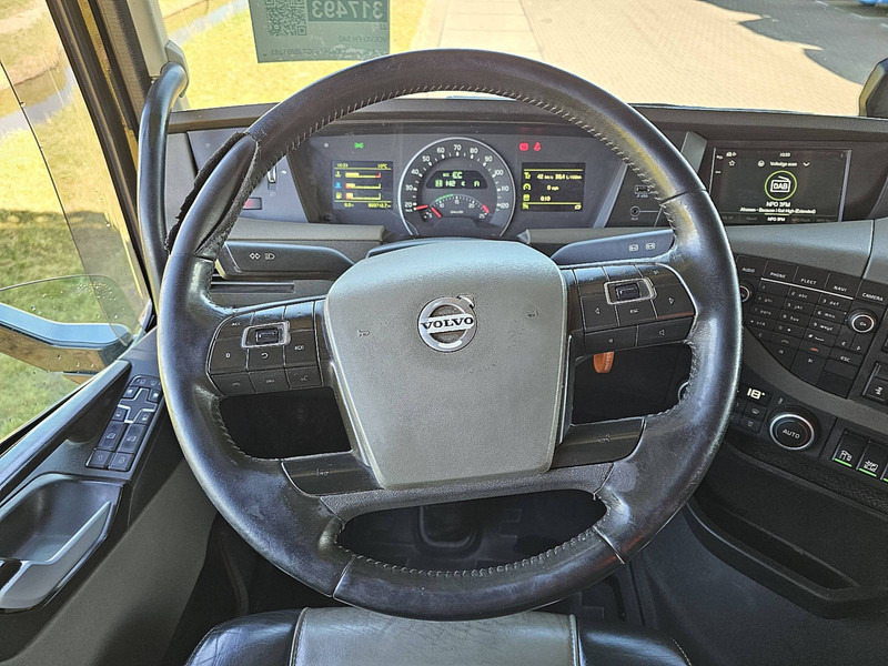 Tractor unit Volvo FH 540 6X2 ALCOA XENON SHOW: picture 13