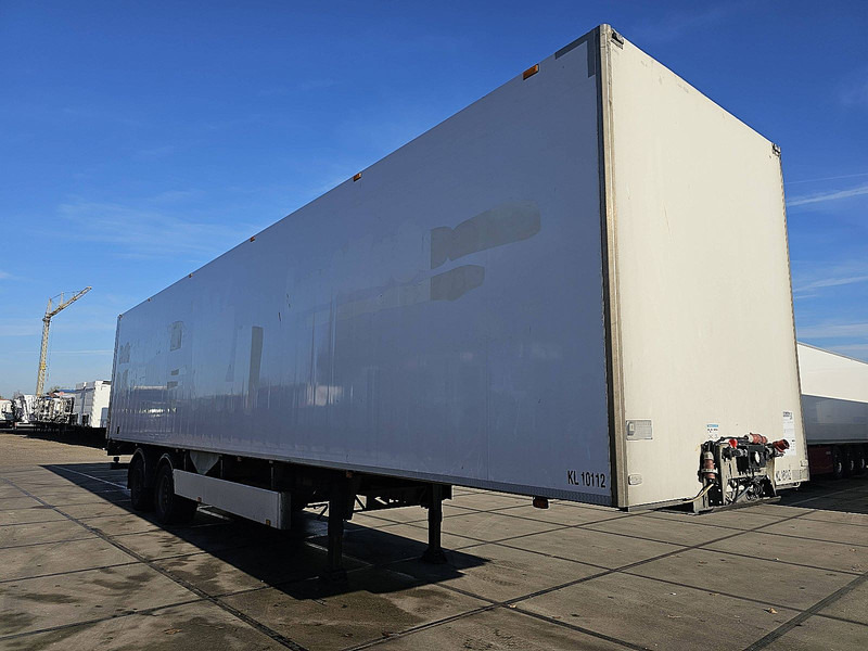 Van Eck U T-2 I - Closed box semi-trailer: picture 3 Van Eck U T-2 I - Closed box semi-trailer: picture 3