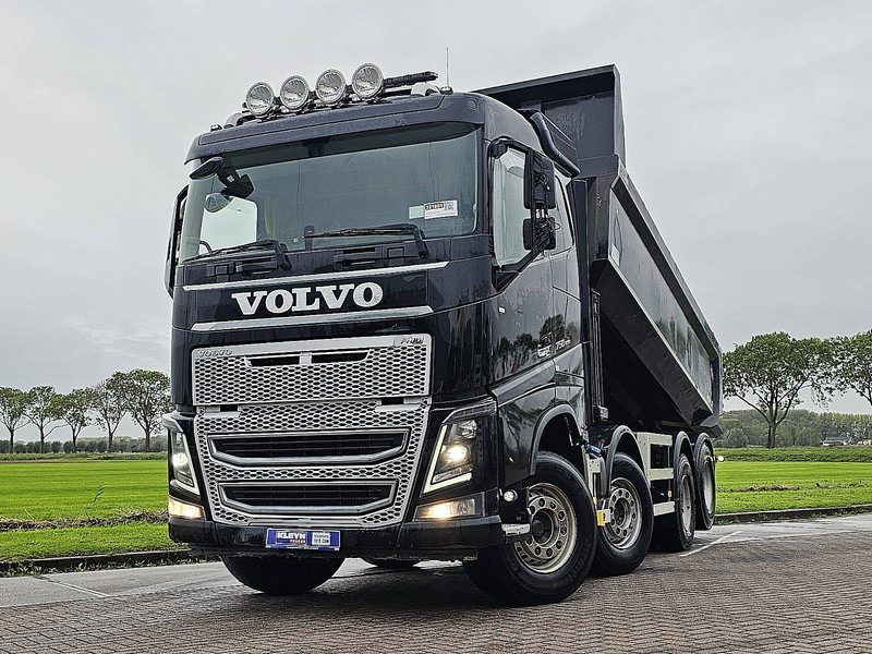 Volvo FH 16.750 8X4 BOOGIE LIFT RET. - Tipper: picture 1 Volvo FH 16.750 8X4 BOOGIE LIFT RET. - Tipper: picture 1