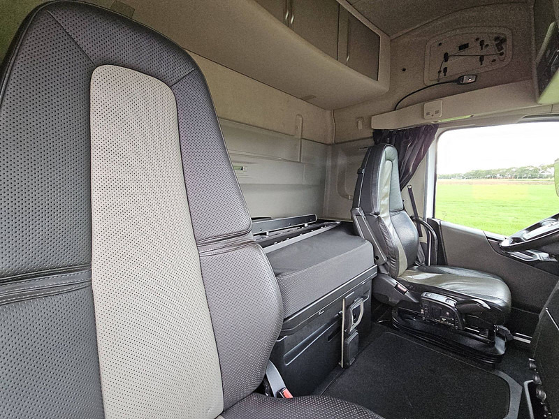Container transporter/ Swap body truck Volvo FH 460 BDF,I parkcool: picture 13