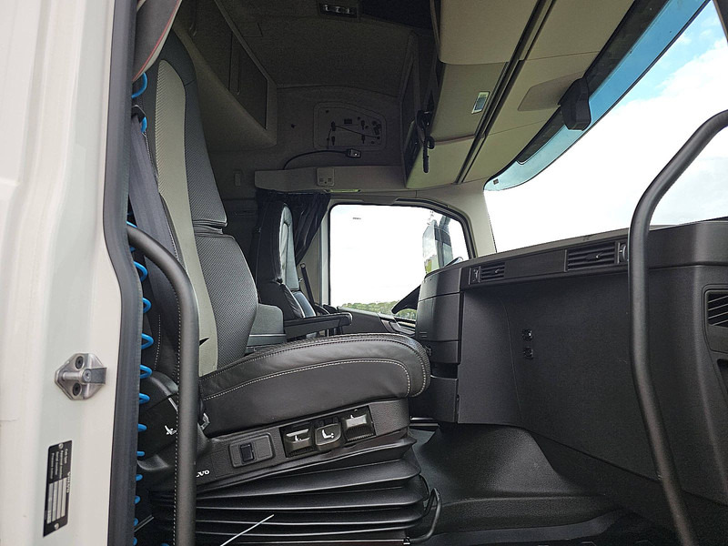 Container transporter/ Swap body truck Volvo FH 460 BDF,I parkcool: picture 7