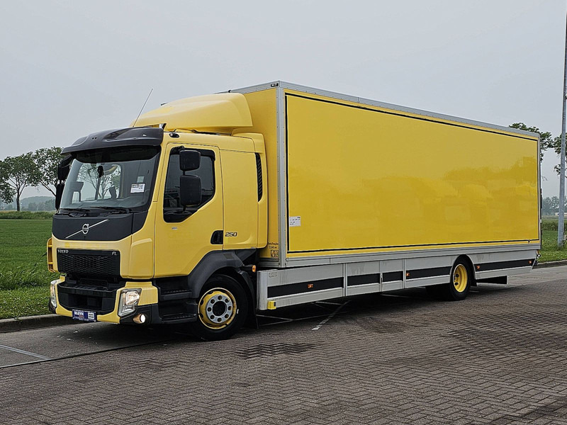 Volvo FL 250.12 AIRCO SIDE DOORS - Box truck: picture 2 Volvo FL 250.12 AIRCO SIDE DOORS - Box truck: picture 2