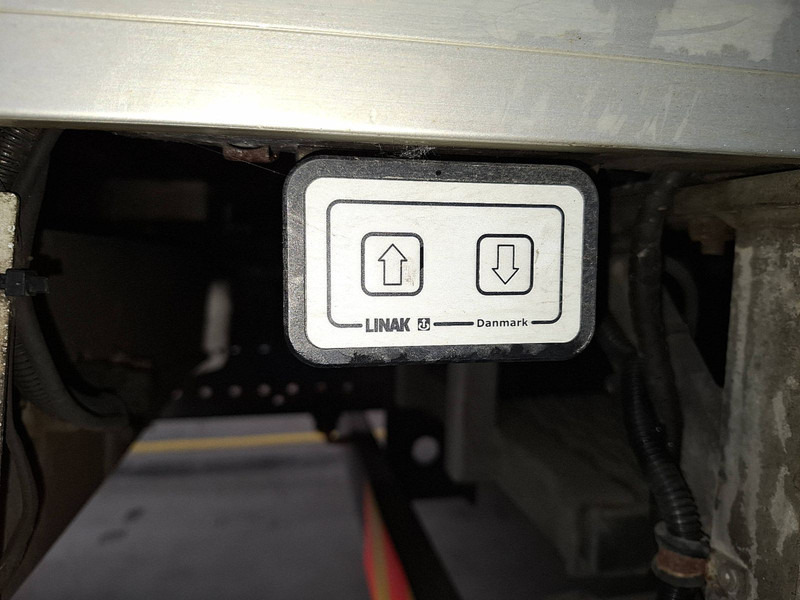 Box truck Volvo FL 250.12 AIRCO SIDE DOORS: picture 15