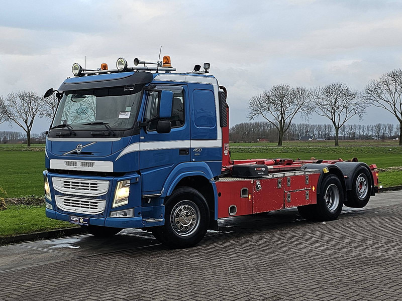 Volvo FM 450 6X2*4 HIAB XR18SL56 - Hook lift truck: picture 2 Volvo FM 450 6X2*4 HIAB XR18SL56 - Hook lift truck: picture 2