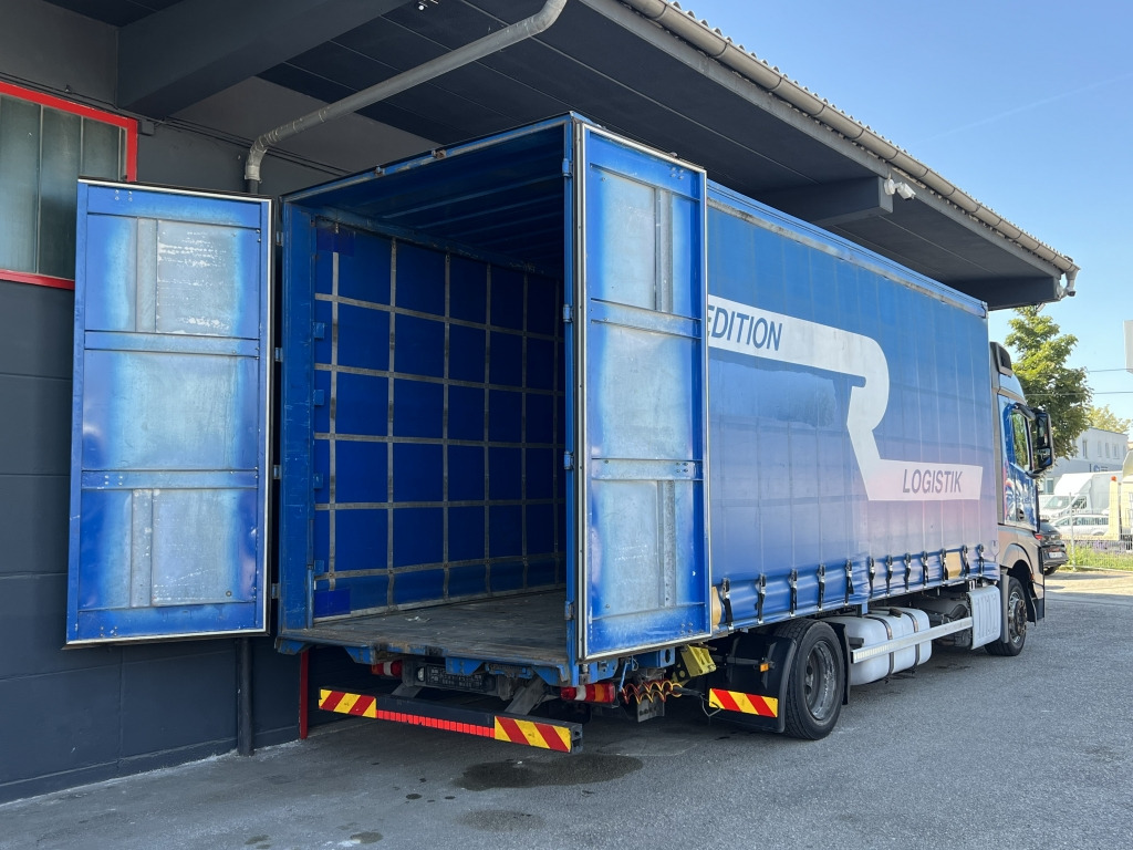 Mercedes-Benz Actros 1840 MEGA Jumbo Klima Reatarder ACC-Tempo - Container transporter/ Swap body truck: picture 4 Mercedes-Benz Actros 1840 MEGA Jumbo Klima Reatarder ACC-Tempo - Container transporter/ Swap body truck: picture 4
