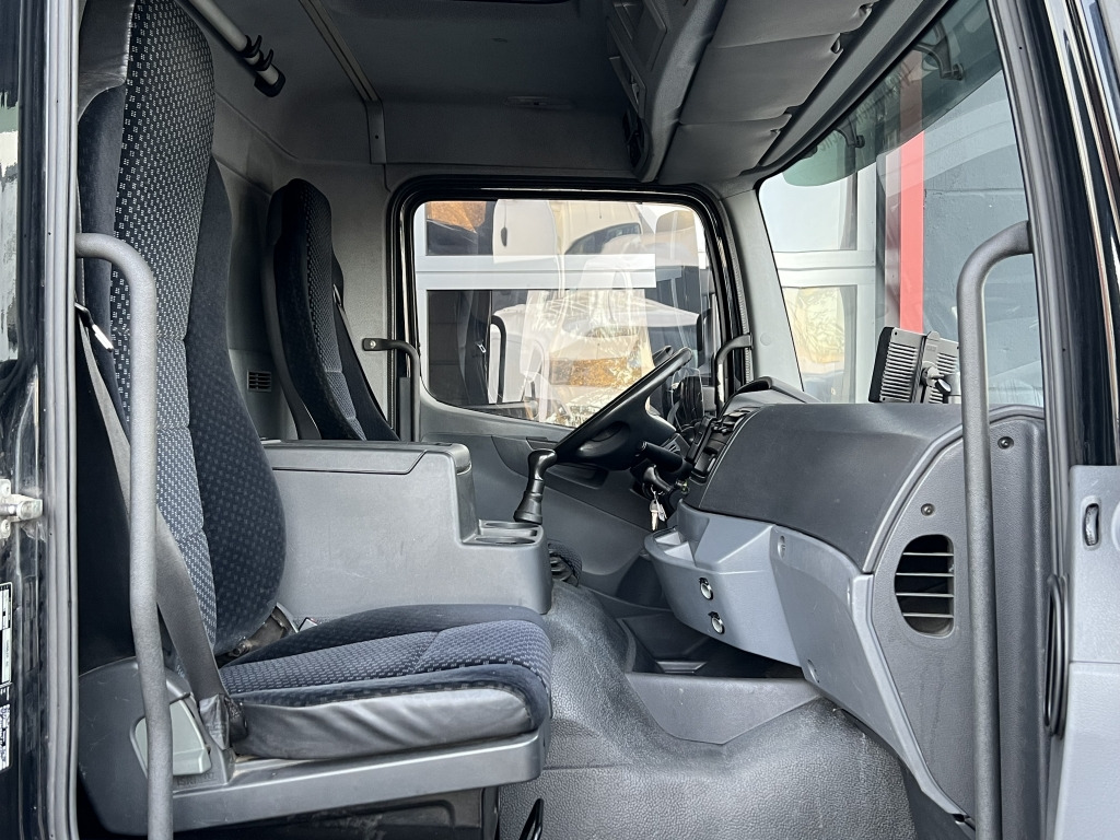 Mercedes-Benz Axor 1833 7m Koffer 2x Schwenkwand LBW Or.382'km - Beverage truck: picture 3 Mercedes-Benz Axor 1833 7m Koffer 2x Schwenkwand LBW Or.382'km - Beverage truck: picture 3